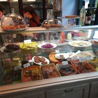 Food to go at La Schiscetteria in Milan