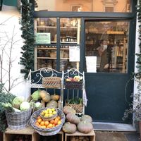 L’ingresso  at La Schiscetteria in Milan