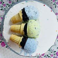 # birthday ice cream cake at Amor Amor in Doha