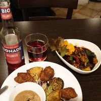 Vietnames BBQ with peanut sauce (soy meat)
Saitan in soy sauce and vegtables. I ordered and reccomend extra rice with that. at Loving Hut in Hamburg