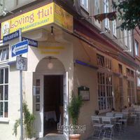 a nice place for a healthy delicious meal in a  place with a wonderful atmosphere at Loving Hut in Hamburg