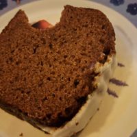 Iced gingerbread (takeaway) at Vegan Earth in Ayr