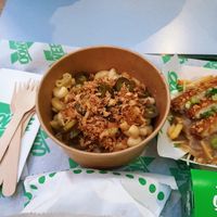 Spicy Mac and cheese at Oowee Vegan in South West London