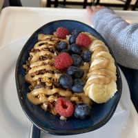 Banana and peanut porridge   at Birdie & Co - Mittelstraße in Dusseldorf