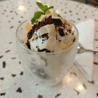 Froyo at Rainbowl Poke in Da Nang