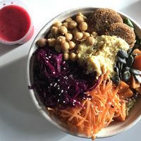 A very vegan bowl at FineFine in Meerbusch
