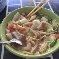 Vegan Tomyam noodles at Krua Jey Dan Liw - ครัวเจ ต้นหลิว in Phayao