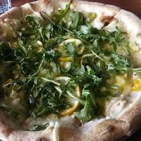 Green arugula - An all right pizza at Vår Pizza in Stockholm