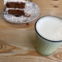 Carrot cake i limonada con coco  at We The North in Tenerife