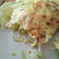 Banh xeo filling at Hoang Nhi - P1 in Da Lat