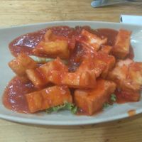 Sauted tofu with tomato sauce at Hoang Nhi - P1 in Da Lat