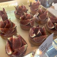 Fig tartlets  at Eter Vegan Bakery in Warsaw
