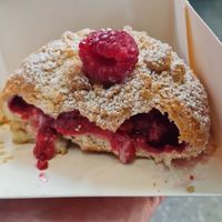 Bun with raspberry and vanilla cream at Eter Vegan Bakery in Warsaw