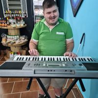 Música ao vivo at Garagem Vegan in Braganca Paulista