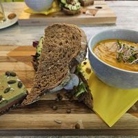 'Keuzestress' with red lentil soup, beetroot/avocado sandwich & raw cake at Stek in Venlo