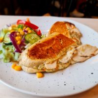 Hähnchen- Mozzarella at Grönt in Jonkoping