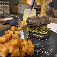 Burger   at NKOA in Casablanca