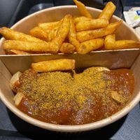 Currywurst mit Pommes   at UNMEAT in Zurich