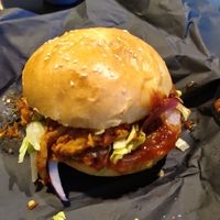 Spicy BBQ pulled jackfruit burger at UNMEAT in Zurich