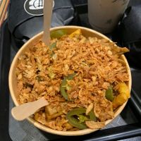 Loaded fries with kebab #Veganuary at UNMEAT in Zurich