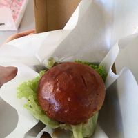 Signature vegan burger at VeHeart Cafe 素吃货 in West Singapore