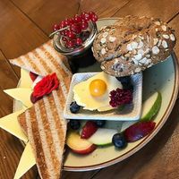 Vegan breakfast "Mokas Vegano" at Moka Roasters in Frankfurt