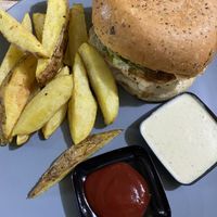 Hamburger portobello at Kandy Soda Bar in Puyo