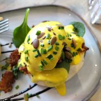 Veggs Benny with jackfruit at The Vibe in Liverpool