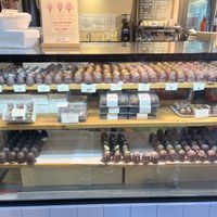 Front counter and selection    at Glean - Torvehallerne in Copenhagen