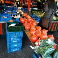Vegetable stand at Wochenmarkt am Neumarkt in Aachen