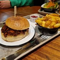 Planted pulled burger at Union Diner - Meret Oppenheim in Basel