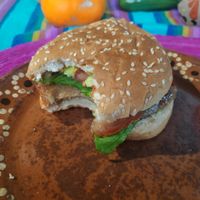 Hamburguesa at Guanajuatito Restaurante in Guanajuato