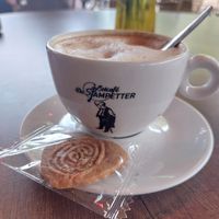 Cappuccino met havermelk at Eetcafé de Sjampetter in Deventer