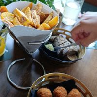 Vegan bitterballen at Eetcafé de Sjampetter in Deventer