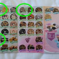 3 vegan donuts on the menu at Royal Donuts in Krefeld