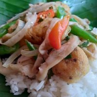 oseng jamur, buncis dan bola bola tahu at Dapur Sukabeda - Tahu Geol in Kuta