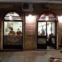 Street view at Bar Gyoza Go! in Madrid