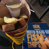 Fish & Chips vegano com molho tártaro at Sirène Fish & Chips in Sao Paulo