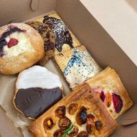 Lottttts of pastries at Just What I Kneaded in Los Angeles