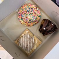 A few treats! 🌱💚🔥  at Just What I Kneaded in Los Angeles