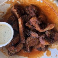 Buffalo cauli with ranch 😍 at Rollin Roots in San Diego