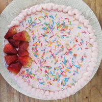 Strawberry cake  at Cafetería 1987 in San Luis Potosi