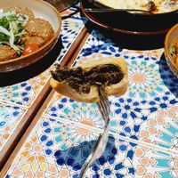 Meatless item. Should be vegan. Do check if the skin contain dairy. Spinach Borek ( Spinach, onion and freshly roasted pine nuts wrapped in pastry), at Kazbar in Central Singapore