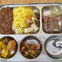 Buffet with vegan options at Dhaba Beas in Brno