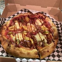 BBQ pizza at Lolly's Pantry in North Palm Beach