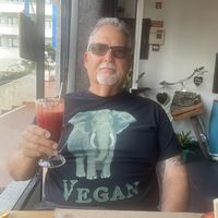 Awesome beet, carrot, and ginger juice.  at O Meu Boteco in Monte Gordo