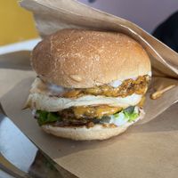 Tasty vegan burger. But shop has poor presentation as it is for delivery only. #Veganuary at Limonita Vegan Kasap in Istanbul