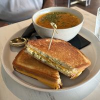 Jalapeño popper grilled cheese and tomato soup.   at Astoria Bistro Botanique in Gatineau