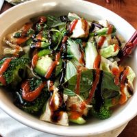 Phó (Vegan)
Made-from-scratch fresh vegan stock w/ rice noodles, tofu, brocolli & served w/ bean
sprouts, basil, cilantro, jalapeno, lime & hoisin sauce mixed w/ dash of sriracha at Da Nang in Antioch