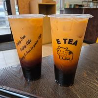 Thai Ice Tea w/boba at Vegan Deadly Sins in Sacramento
